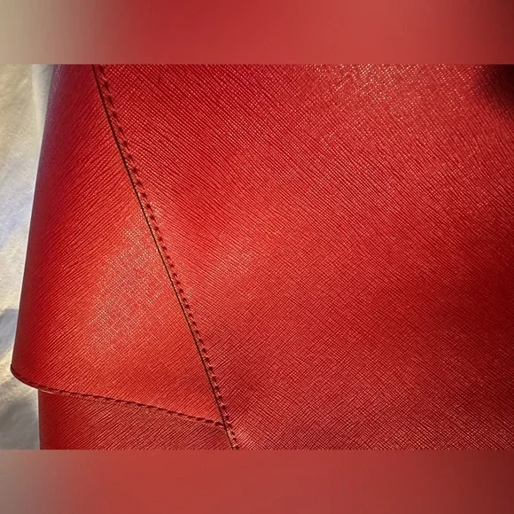 Michael Kors Tote - Picture 7 of 15